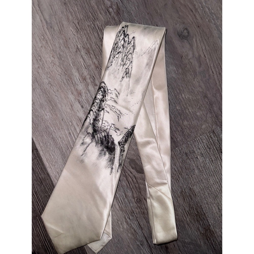 Great Wall Mens Silk Tie‎ Cream Black Ink Wash Mountain Landscape Chinese Art